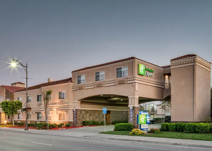 Holiday Inn Express&Suites Santa Clara, an IHG hotel