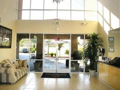 Express & By Ihg 3* Santa Clara