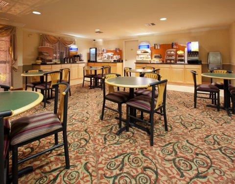 Express & By Ihg 3* Santa Clara