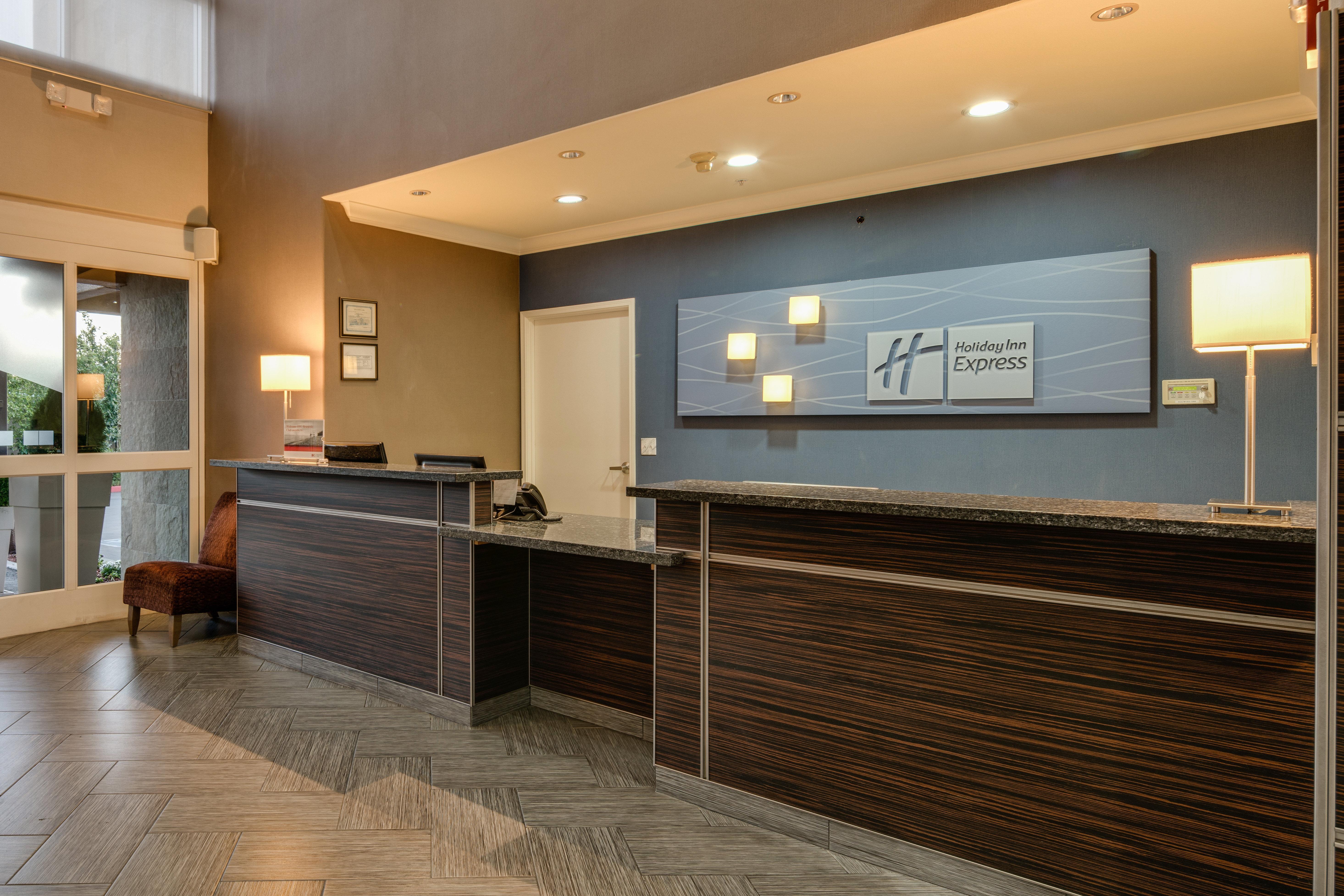 Express & By Ihg Hotel