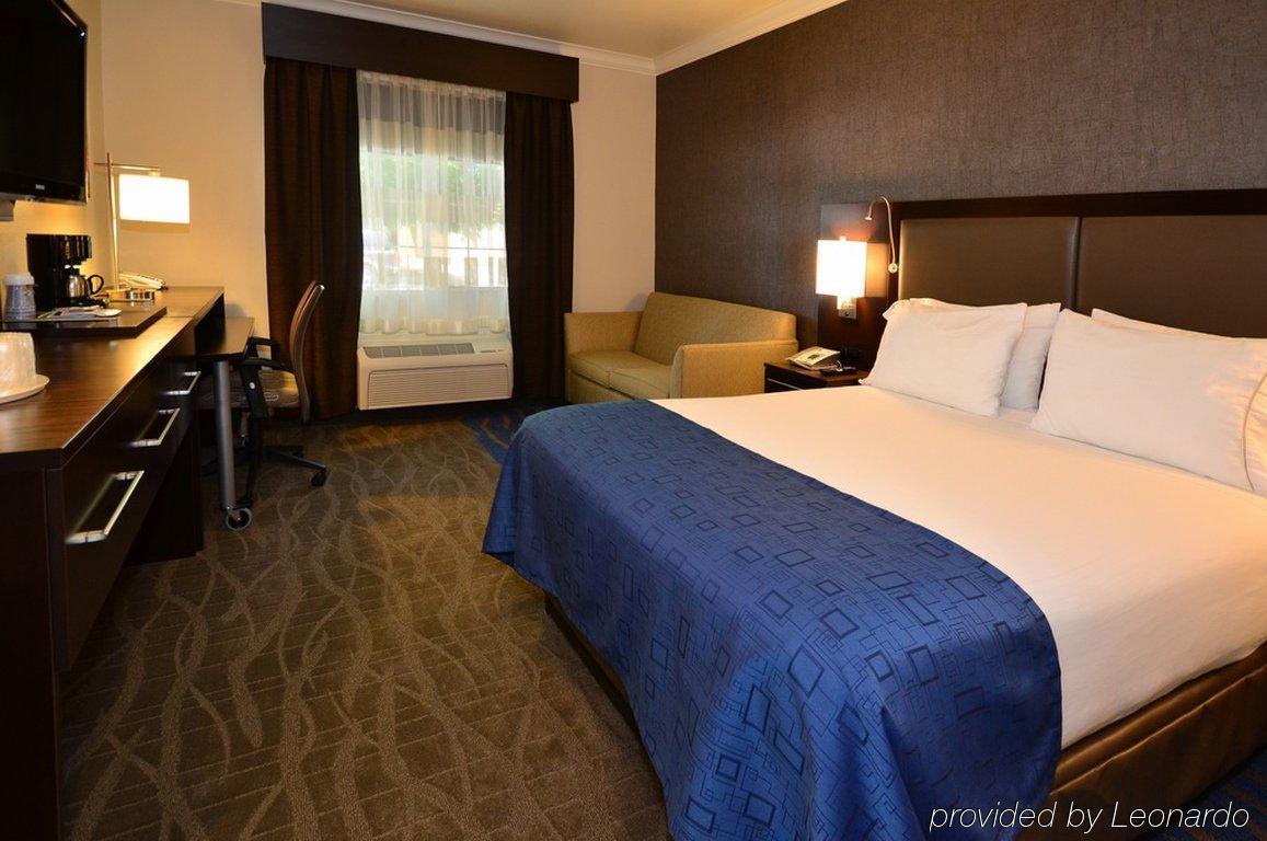 Express & By Ihg 3* Santa Clara