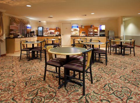 Express & By Ihg 3* Santa Clara
