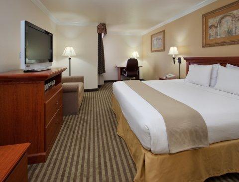 Express & By Ihg